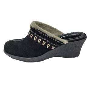 BareTraps Wedge Heel Suede Clogs Faux Shearling Liner Sz 8.5 Black Comfort EUC
